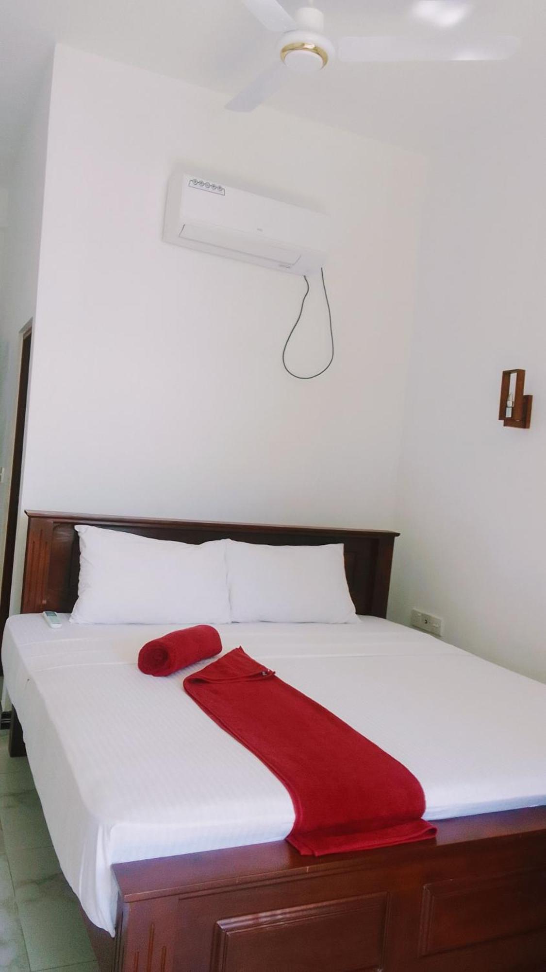 Hotel Salty Breeze Arugam Bay Exterior foto